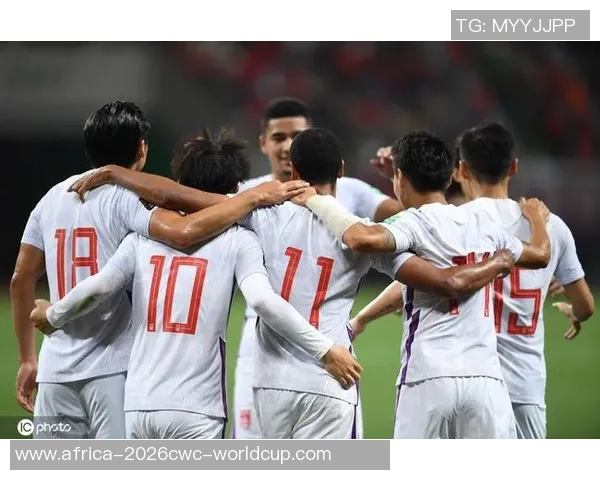 查路足球俱乐部:奋力拼搏追逐梦想的青春故事与荣耀时刻